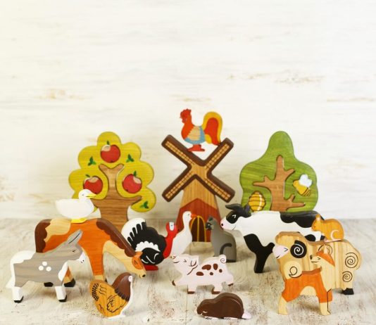 Advantages of wooden toys